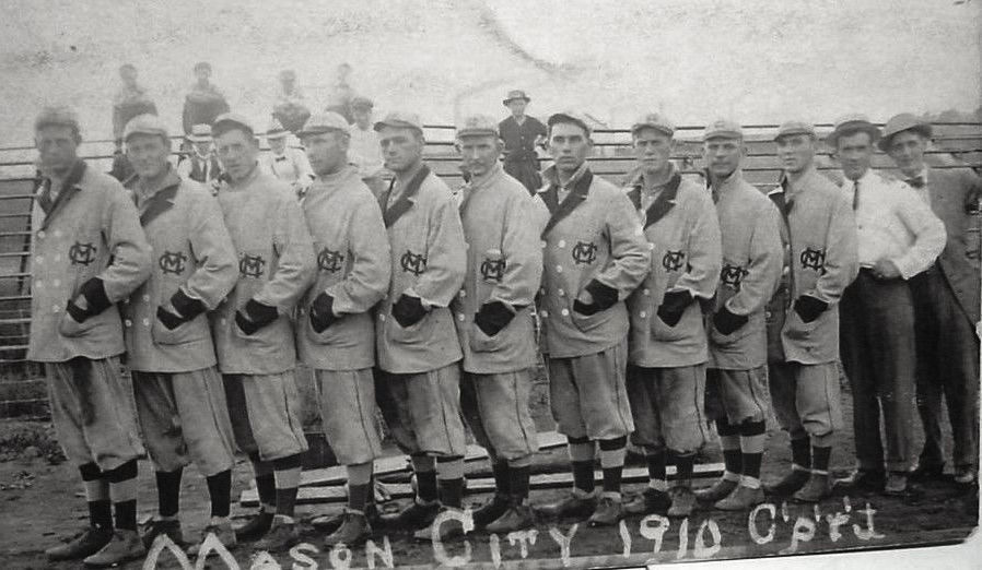 1910 Mason City town ball club